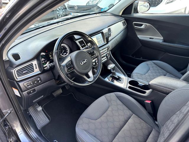 Kia Niro 1.6 GDi HEV 104kW (141CV) Drive