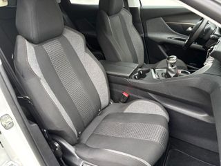 Peugeot 3008 1.5 BlueHDi 96kW (130CV) S&S Style