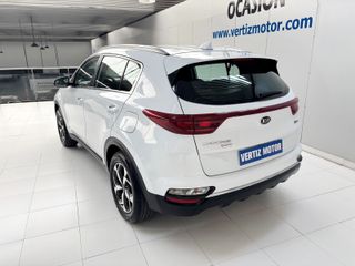 Kia Sportage 1.6 MHEV Business 100kW (136CV) 4x4