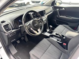 Kia Sportage 1.6 MHEV Business 100kW (136CV) 4x4