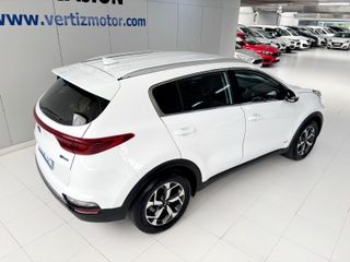 Kia Sportage 1.6 MHEV Business 100kW (136CV) 4x4