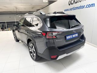 Subaru Outback 2.5i Touring CVT Lineartronic AWD