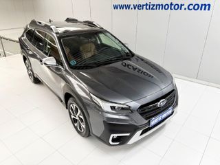 Subaru Outback 2.5i Touring CVT Lineartronic AWD