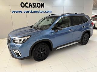 Subaru Forester 2.0i Hybrid CVT Executive Plus