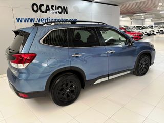Subaru Forester 2.0i Hybrid CVT Executive Plus