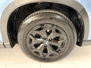 Subaru Forester 2.0i Hybrid CVT Executive Plus