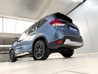 Subaru Forester 2.0i Hybrid CVT Executive Plus