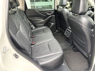 Subaru Forester 2.0i Hybrid CVT Executive Plus