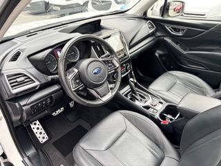 Subaru Forester 2.0i Hybrid CVT Executive Plus