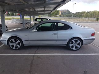 Mercedes-Benz  CLK 2003