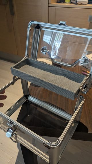 Maletín Metacrilato con Bandeja Plata