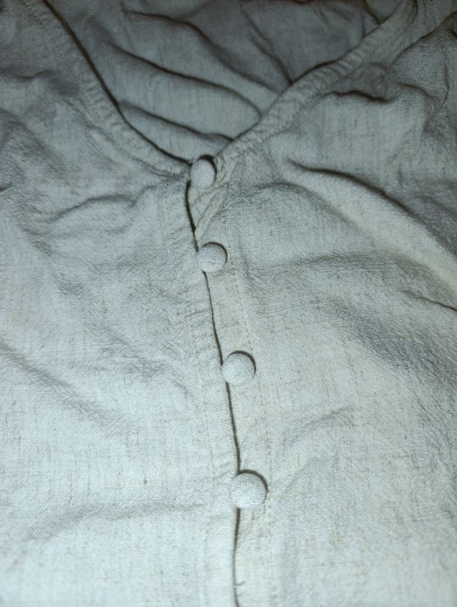 Top Stradivarius blanco