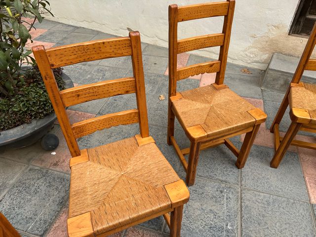 Juego de 8 sillas de comedor de madera