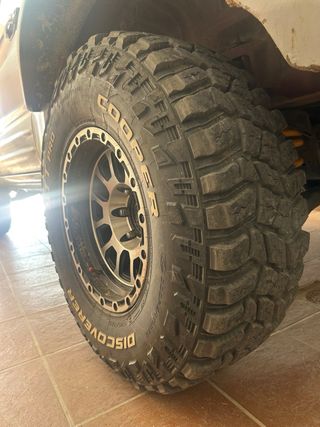 Neumáticos Cooper Discoverer STT PRO 285/75 R16