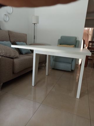 Mesa de comedor extensible de madera