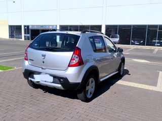 Dacia Sandero 2012