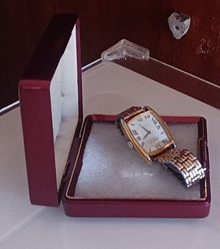 Reloj vintage cuerda mujer oro y plata