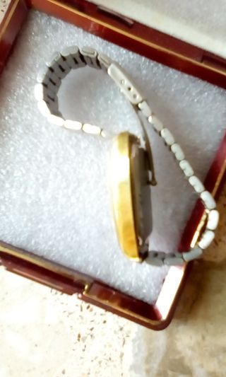 Reloj vintage cuerda mujer oro y plata