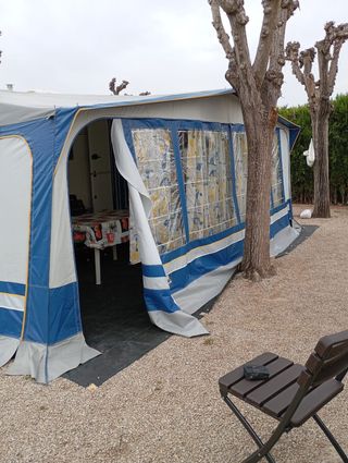 CARAVANA 7 METROS, COMO NUEVA!