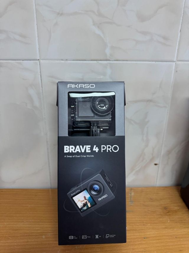 Cámara Acuática AKASO Brave 4 Pro