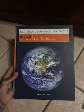Enciclopedia dei ragazzi - La terra Vol.1