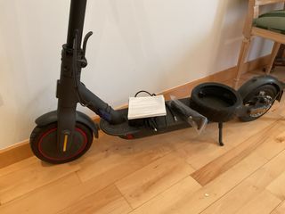 Patinete Eléctrico Xiaomi Mi Pro 2 y complementos 