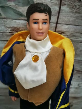 Muñeco Bestia Disney. Príncipe Adam.