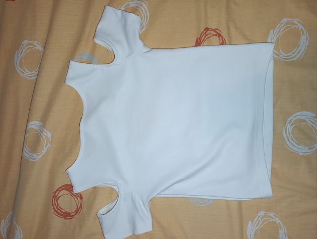 Top blanco Stradivarius