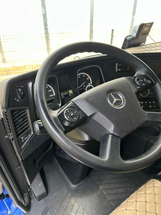 Mercedes Benz Actros 1848