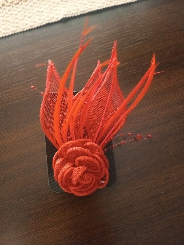 Broche/Tocado Flor Roja intenso tirando anaranjado