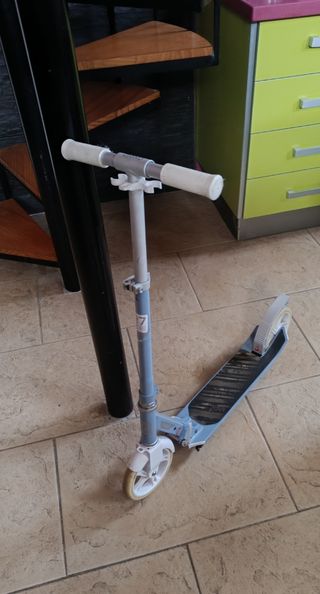 Patinete infantil azul