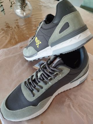 Botines / zapatillas Scalpers Talla 41 Nuevas
