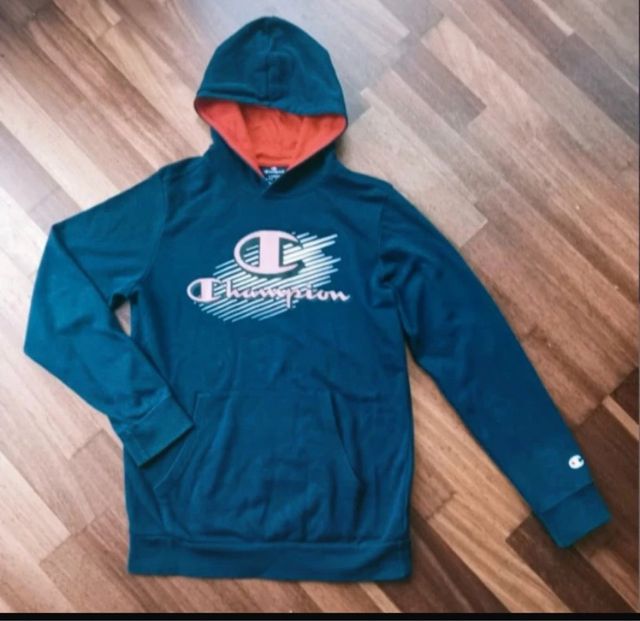 Lote 2 sudaderas y 1 pantalón Champion