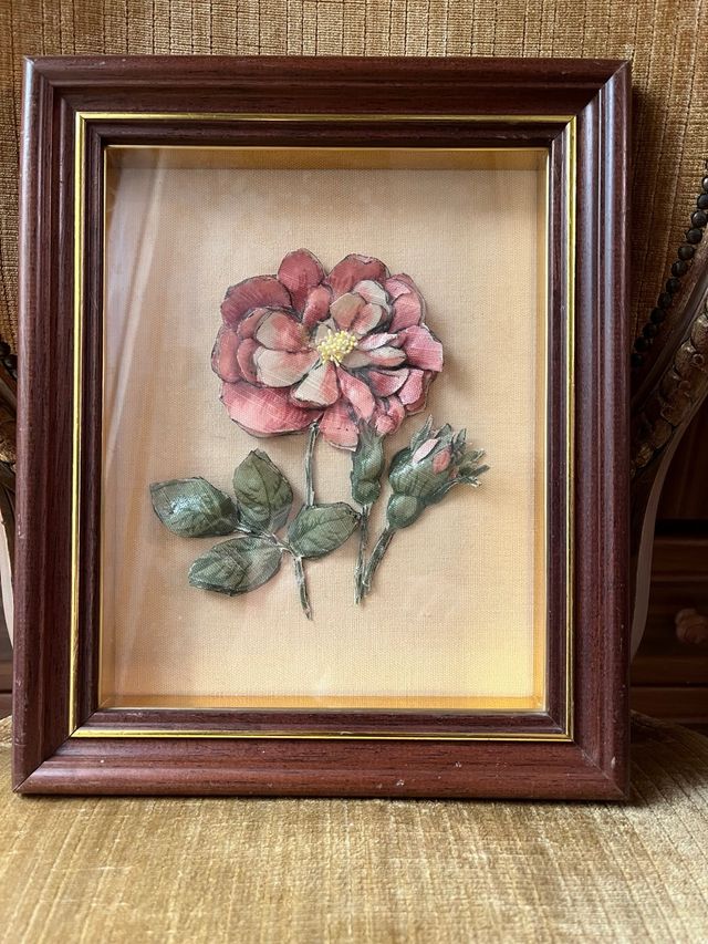 Cuadro Flor Relieve Madera Tela