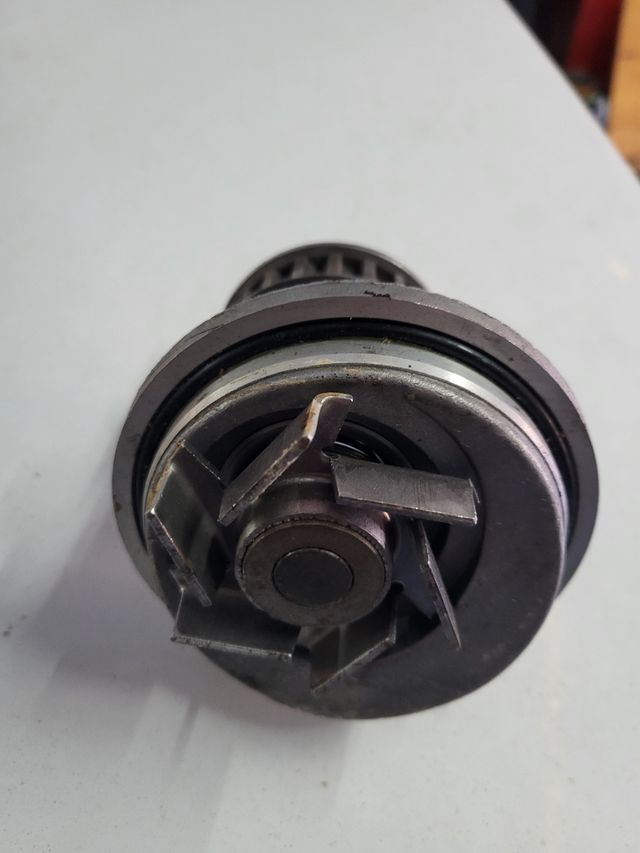 Bomba de agua Opel Kadett 1.8/2.0
C20ne 20seh