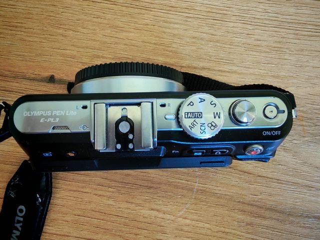 Cámara Olympus Digital PEN Lite