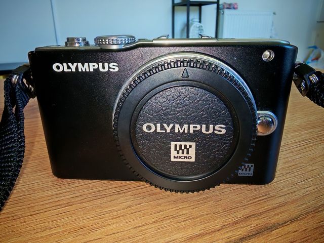 Cámara Olympus Digital PEN Lite