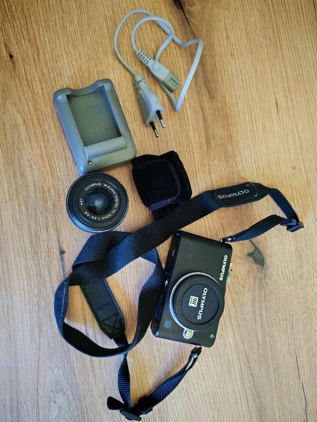 Cámara Olympus Digital PEN Lite