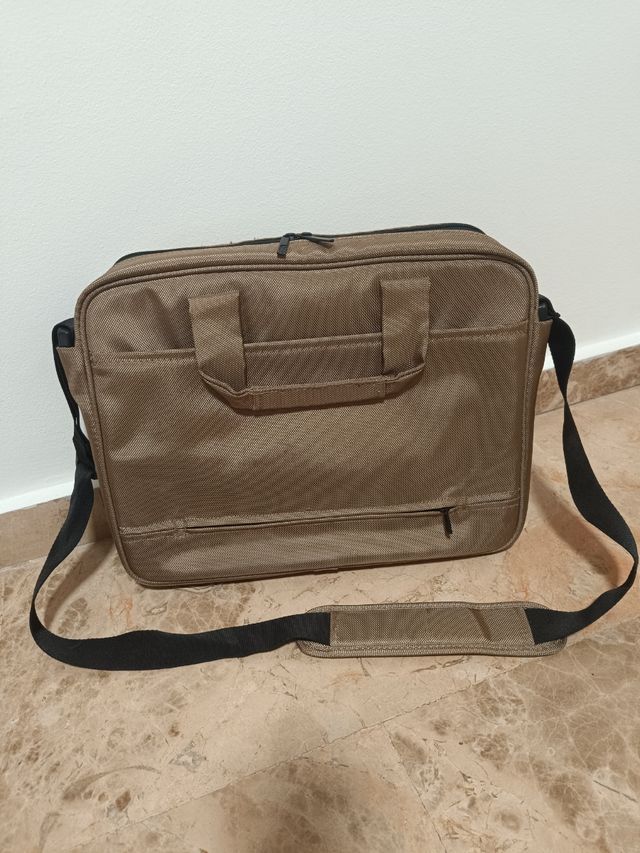 Bolso para portátil Tucano BSTUP-BE (nuevo)