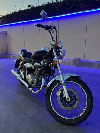 IMPECABLE moto