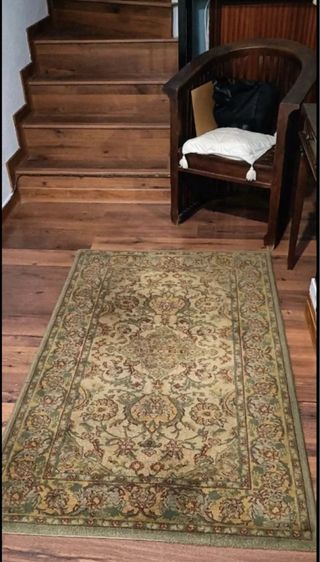 Alfombra estilo persa beige y verde