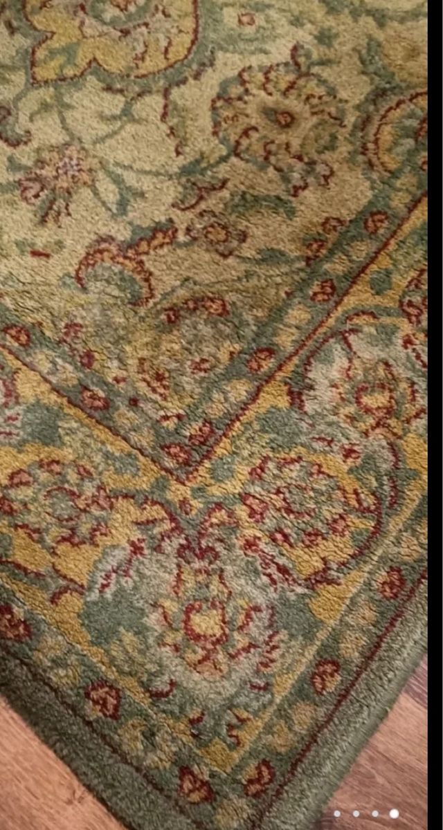 Alfombra estilo persa beige y verde