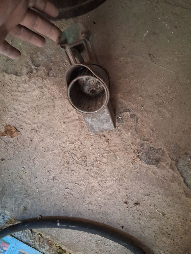 Lámpara de minero antigua maquina herbicidas..