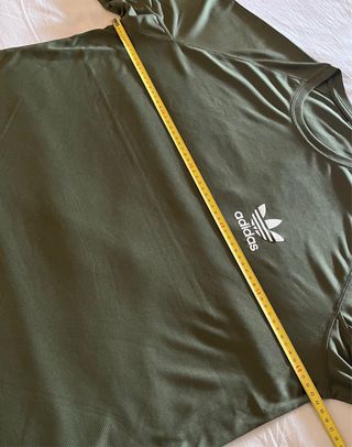 Lote 2 Camisetas Deportivas Nike y Adidas