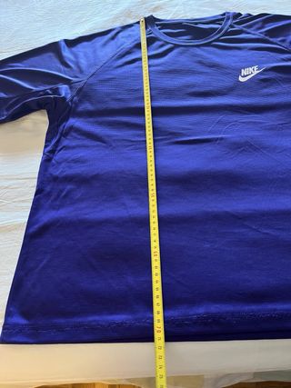 Lote 2 Camisetas Deportivas Nike y Adidas
