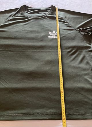 Lote 2 Camisetas Deportivas Nike y Adidas