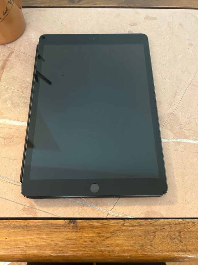 iPad 8a Gen 32GB Argento