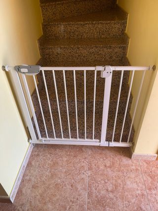 Barrera de seguridad para escaleras 75 asta 105cm