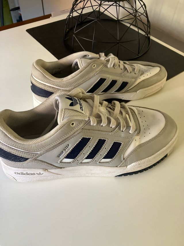 Zapatillas Adidas Hombre Grises y Blancas