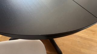 *Urge* Mesa extensible INGATORP negra